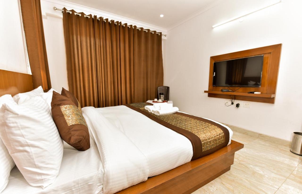 Hotel Luxury Collection Gurgaon Dış mekan fotoğraf