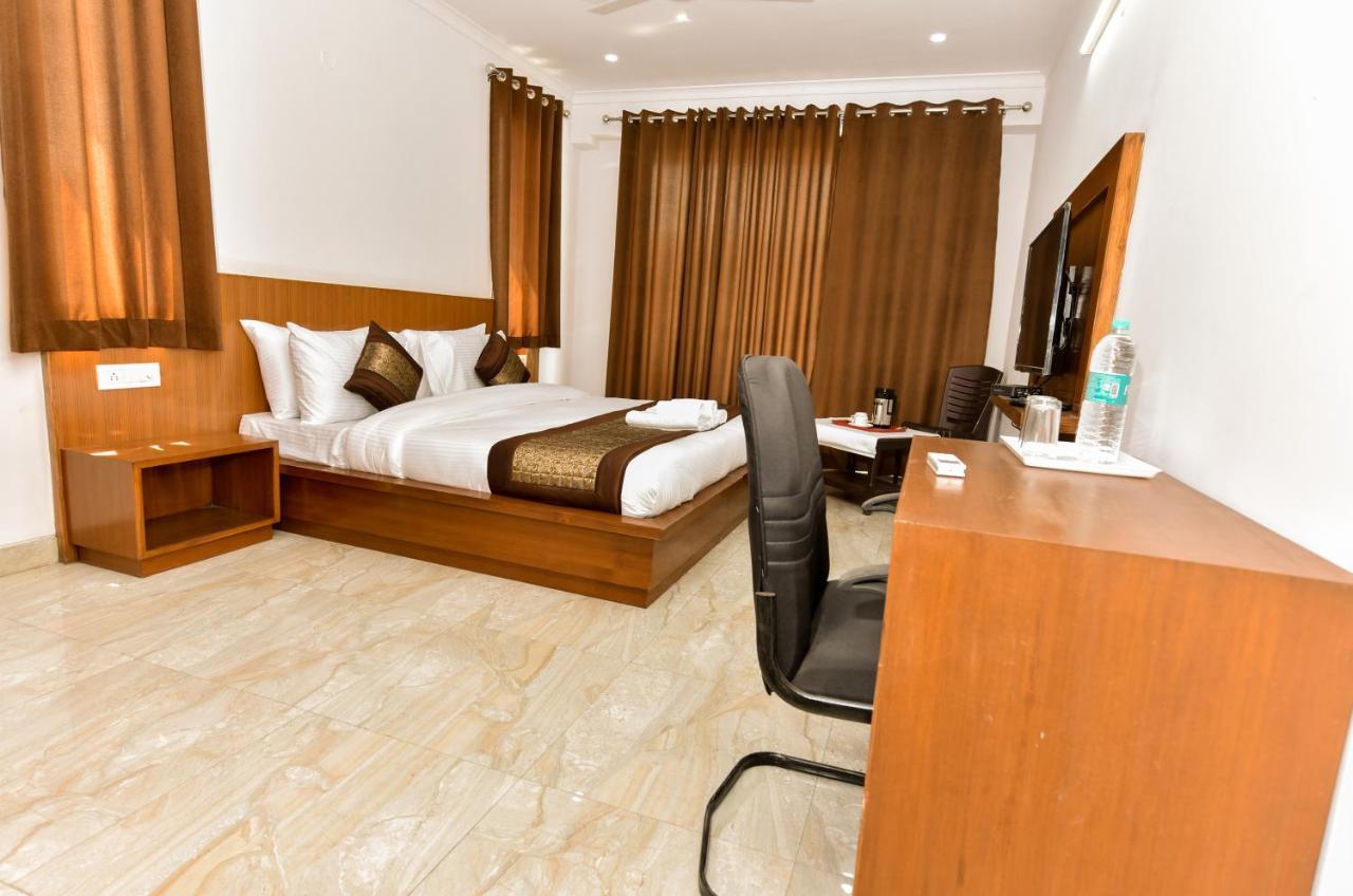 Hotel Luxury Collection Gurgaon Dış mekan fotoğraf