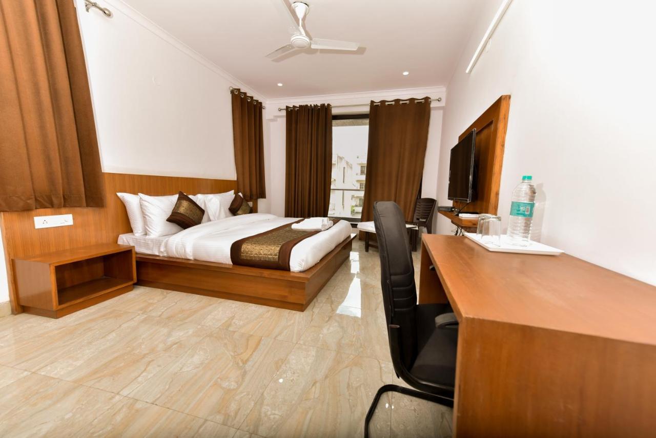 Hotel Luxury Collection Gurgaon Dış mekan fotoğraf